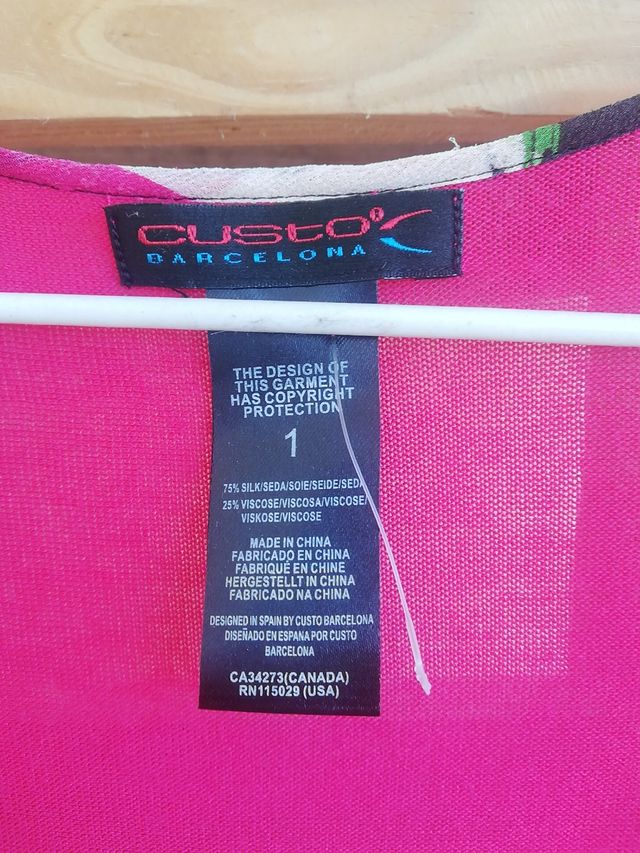 Blusa camiseta de CUSTO Barcelona, Nueva