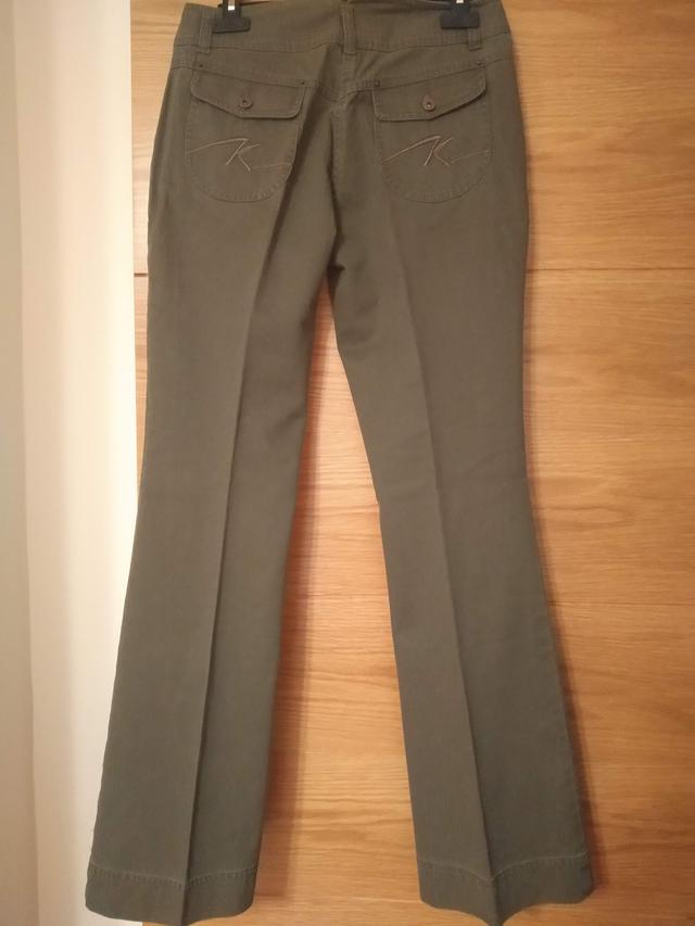 Pantalón vaquero campana