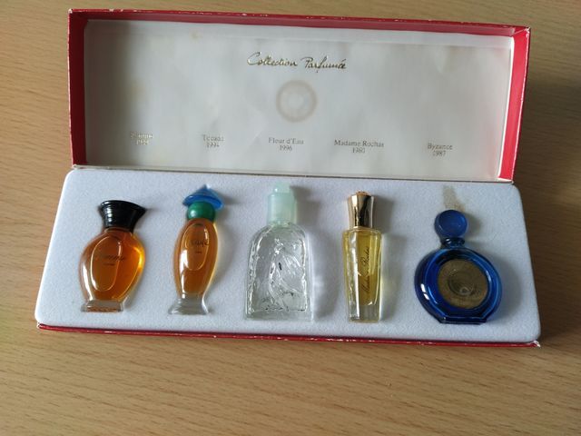 Estuche perfumes miniatura Rochas