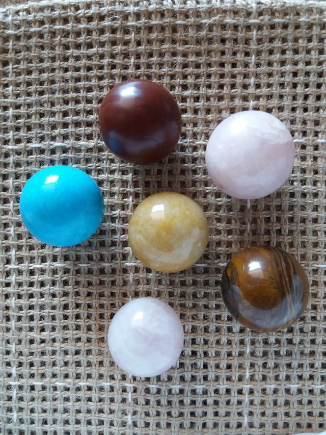 Mineral cuarzo, jaspe, calcita, ojo de tigre