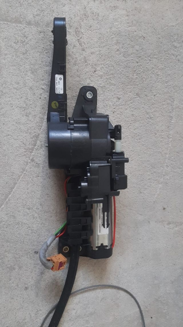 Motores de puerta corridizas Seat y Volkswagen