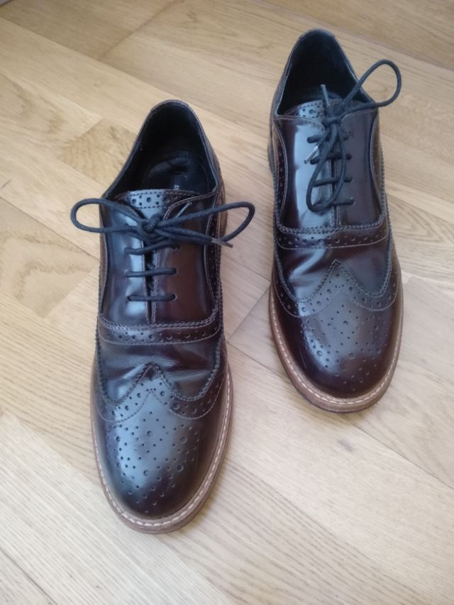 Zapato Oxford.Massimo Dutti