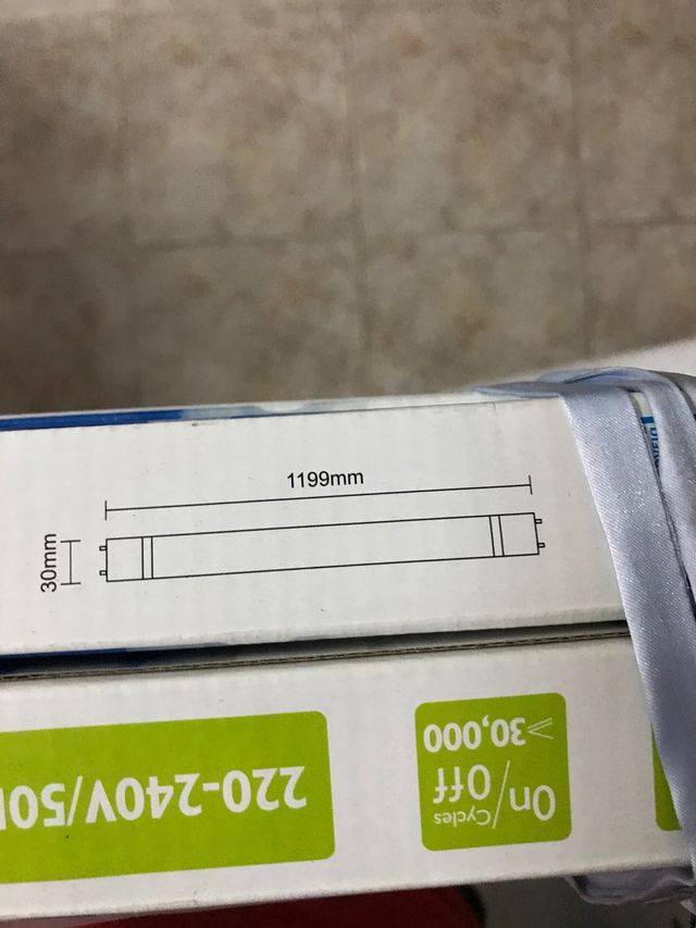 Lámpara luz tubo led