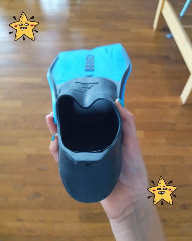 aletas talla 33,34 y  35,36