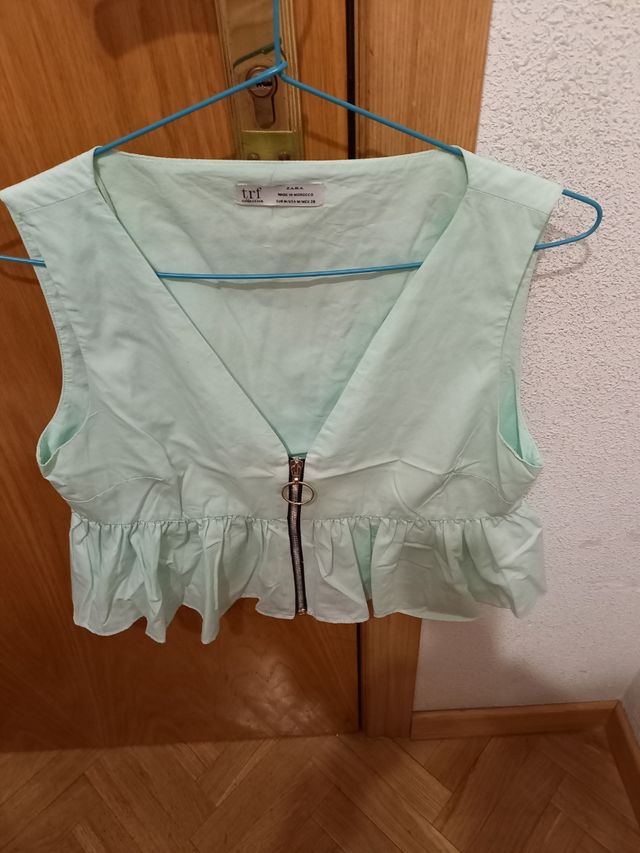Blusa  con cremallera  de zara