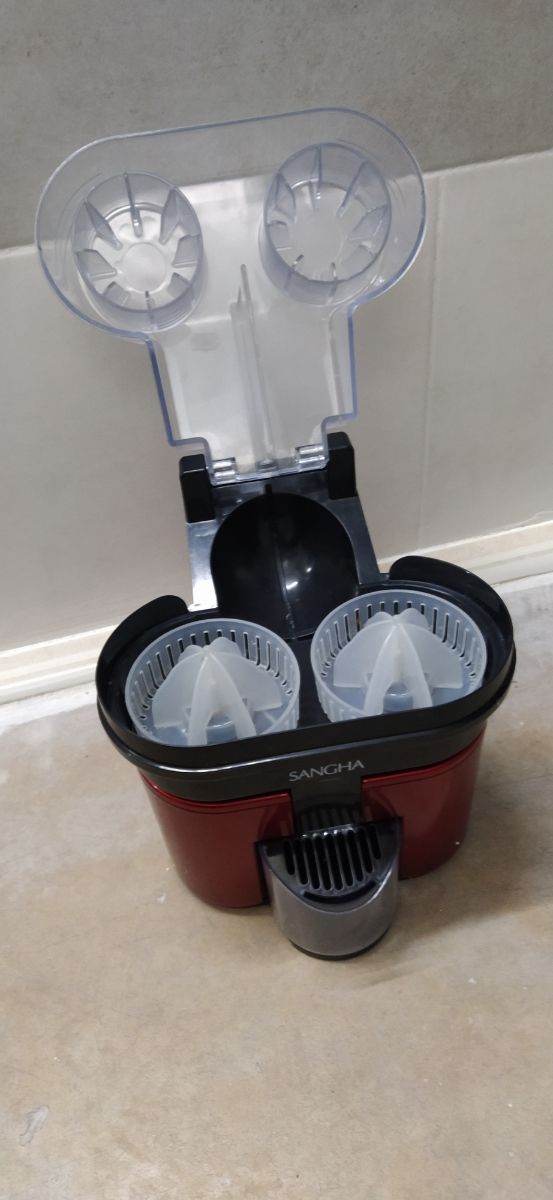 Exprimidor de cítricos eléctrico