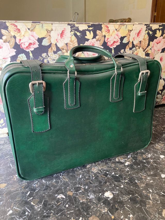 Maleta vintage decorativa