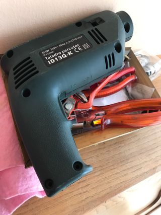 Taladro percutor 500w kraft tech de segunda mano por 10 EUR en Tarragona en  WALLAPOP