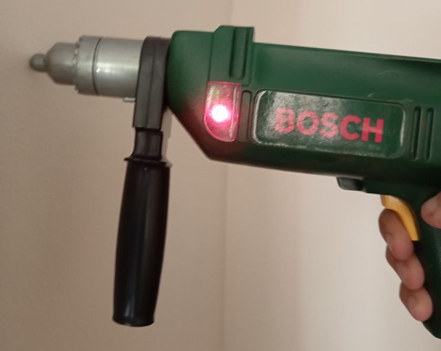 Maletínkit Taladro y herramientas Bosch de juguete