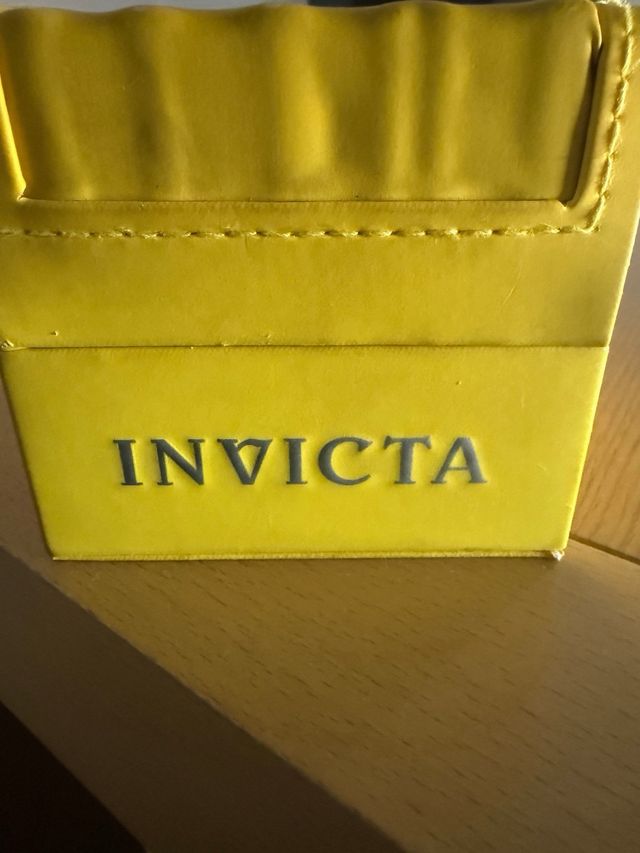 Invicta lupha
