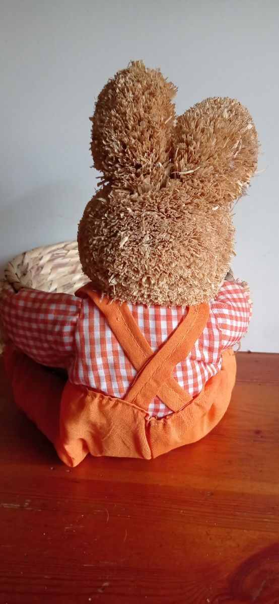 SIMPATICO CESTO / PARA ROPA INFANTIL / DE MIMBRE /