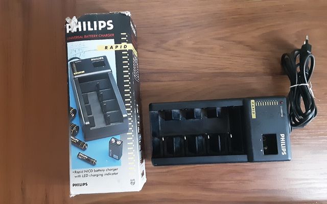 Cargador Universal FHILIPS