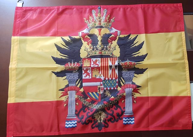 Banderas Cruz de escudó Imperial Carlos V. de segunda mano por