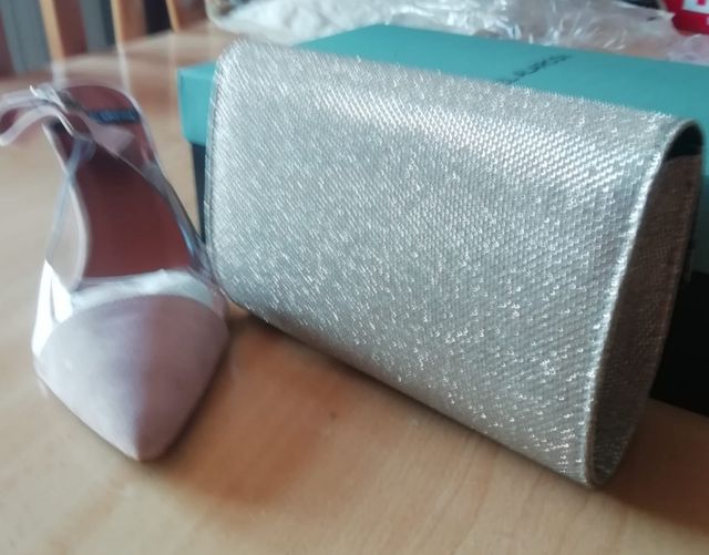 Zapatos de fiesta color nude