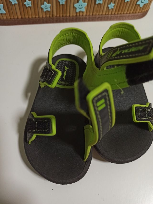 zapatillas goma num. 24