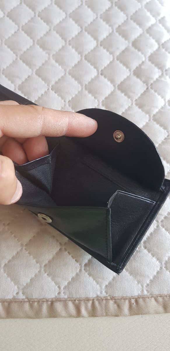 Billetera de piel (marca Fossil)