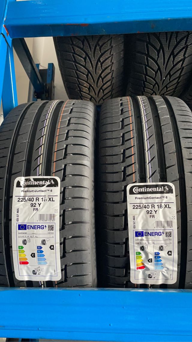 225/40R18 (92Y)