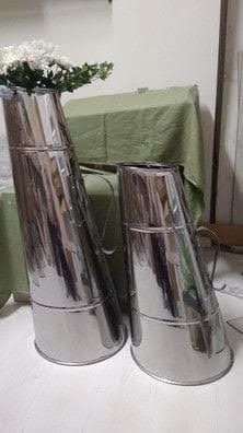 Brocche da latte in ottone