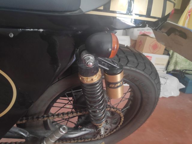 Yamaha Special 250 Café Racer (3 en 1)