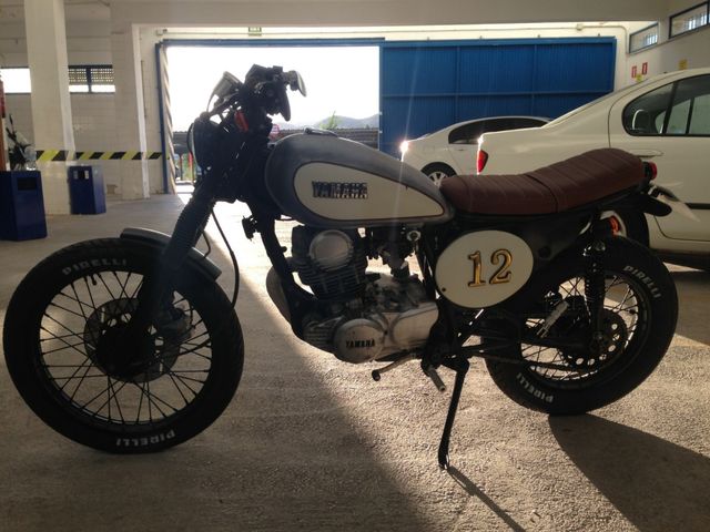 Yamaha Special 250 Café Racer (3 en 1)