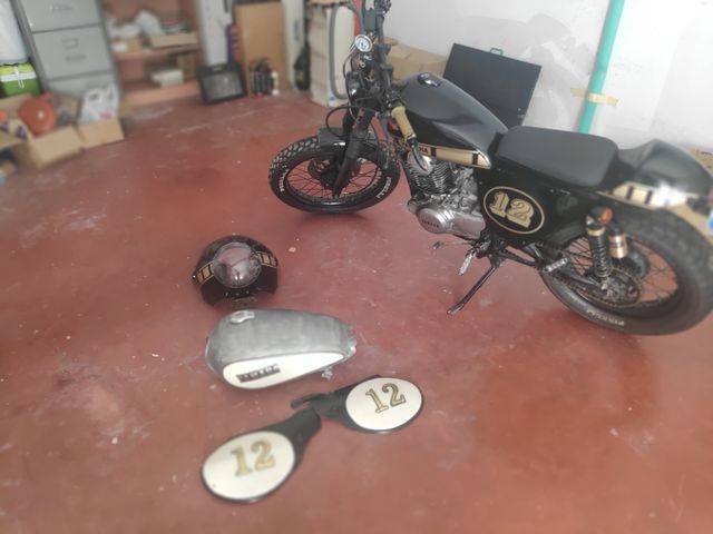 Yamaha Special 250 Café Racer (3 en 1)