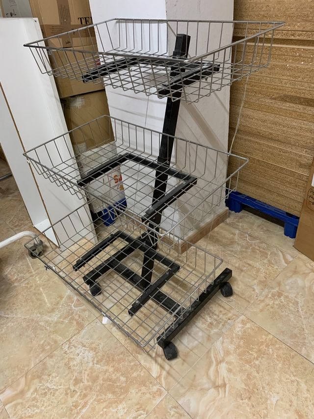 Bandeja de 3 alturas para tienda