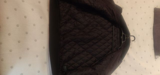 cazadora negra  de entretiempo