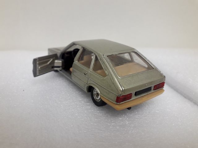 SIMCA 1308 GT escala 1:43 SOLIDO Sin caja