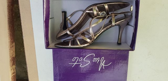 Sandalias vestir plateada T40