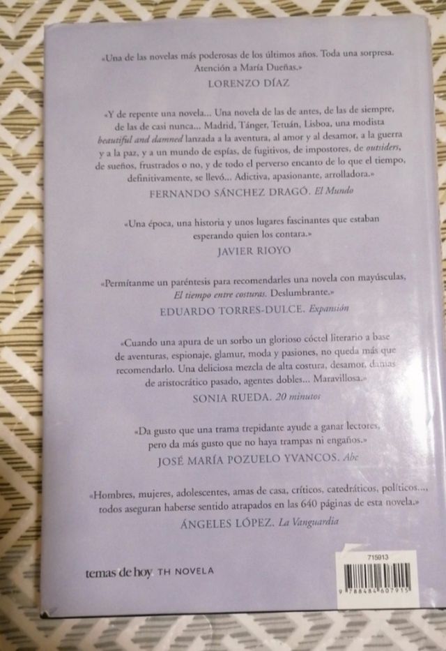 El tiempo entre costuras de Maria Dueñas 