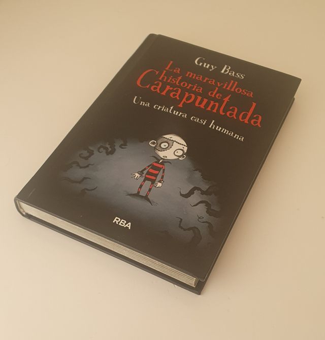 Libro Una criatura casi humana