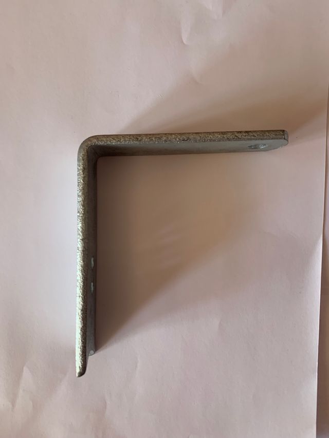 ESCUADRA SOPORTE ESCAPE KART