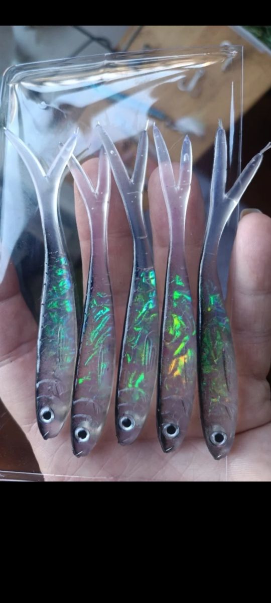 LOTE JERKBAITS VINILOS DE COMPETICIÓN