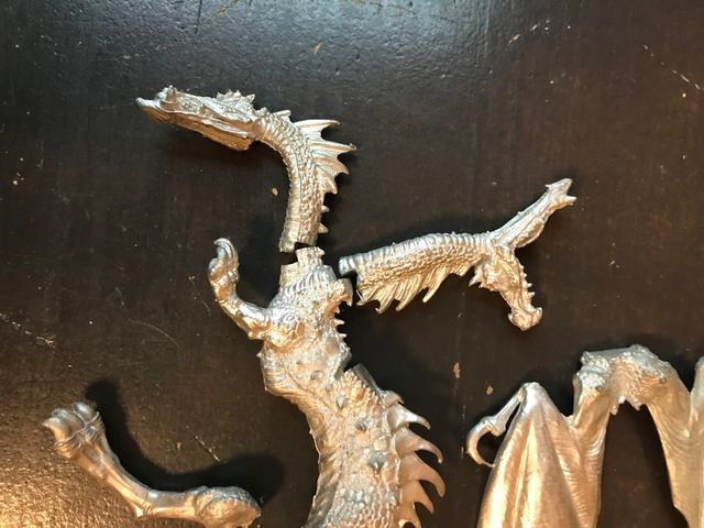 Warhammer bits dragón de los '80