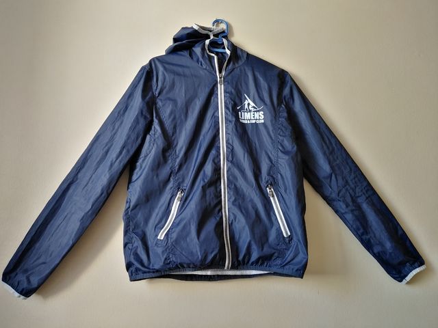 chaqueta corta viento