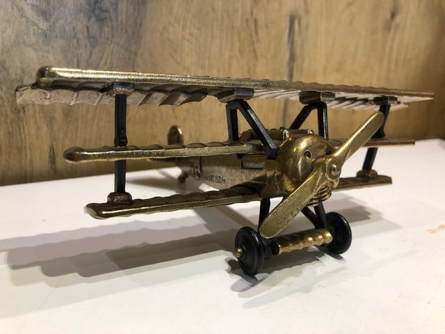 VINTAGE - Avión de bronce - foto real.