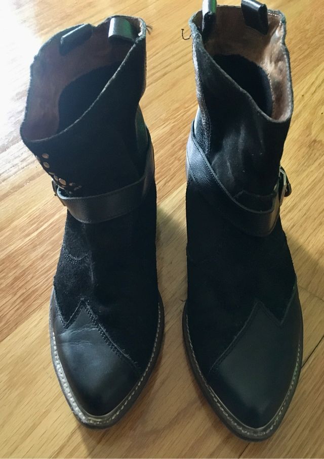 Botines negros