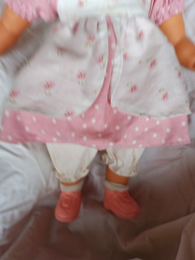 PRECIOSA MUÑECA D 40CM