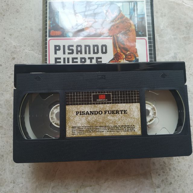 VHS pelicula - Pisando Fuerte