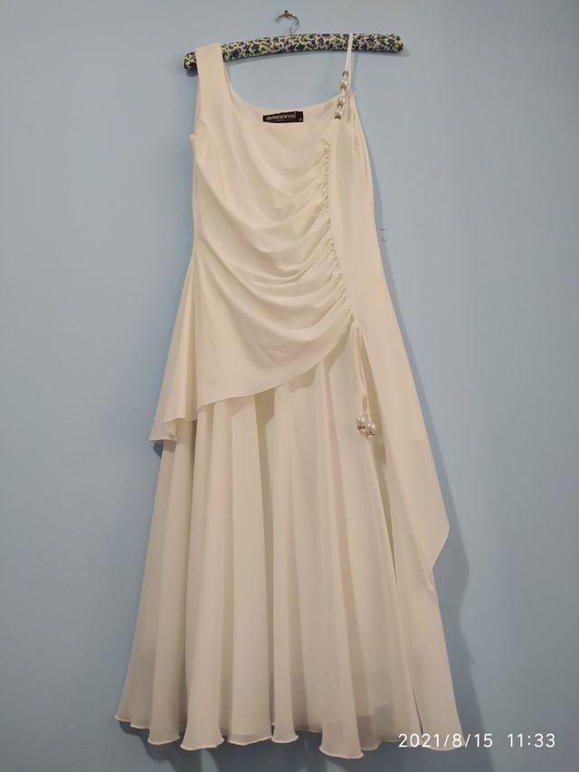 Vestido blanco hueso 