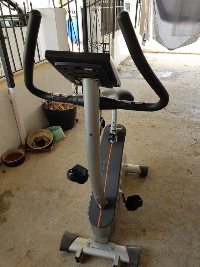 Bicicleta estática seminueva