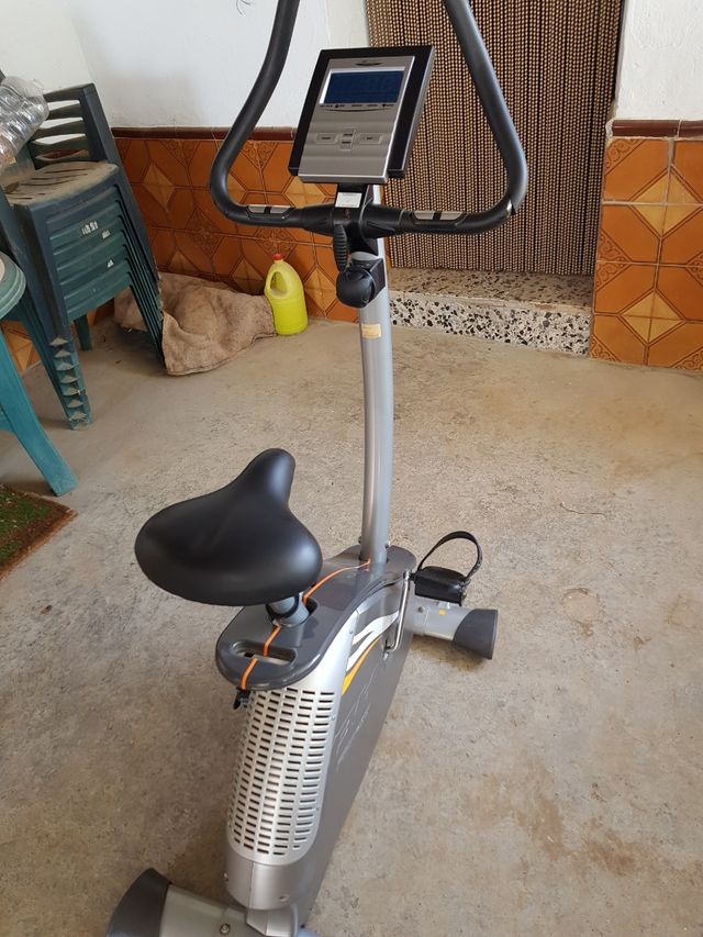 Bicicleta estática seminueva