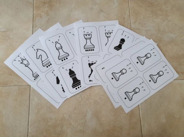 Fichas ajedrez en cartulina