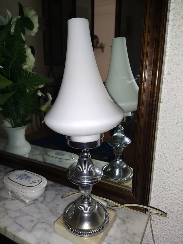 Pareja de lámparas de mesa antiguas