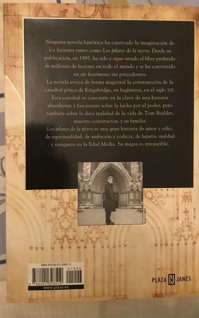 Libro Los pilares de la tierra, Ken Follet