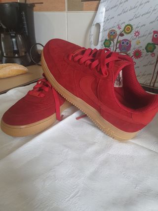Tenis Casual Nike Air Force 1 07 LV8 1 de Hombre | Innvictus