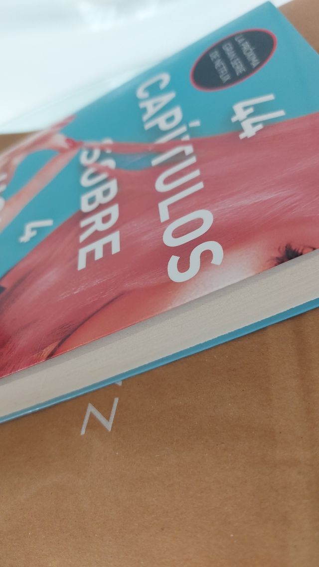 44 capítulos sobre 4 hombres