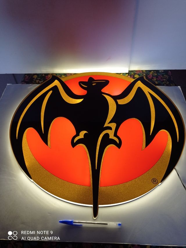 POSTER LUMINOSO BACARDI.