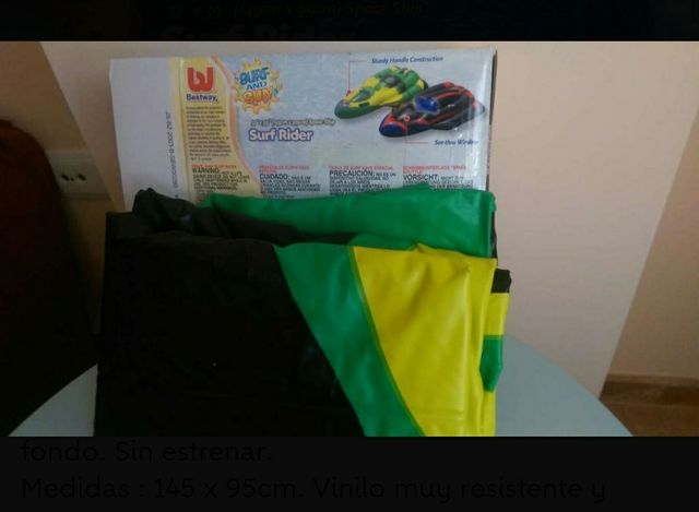 Colchoneta de playa o piscina. Nave espacial