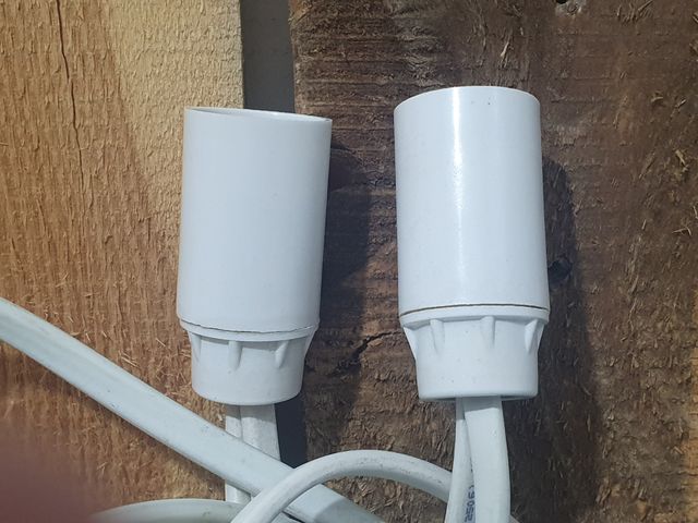 Casquillos blancos E14